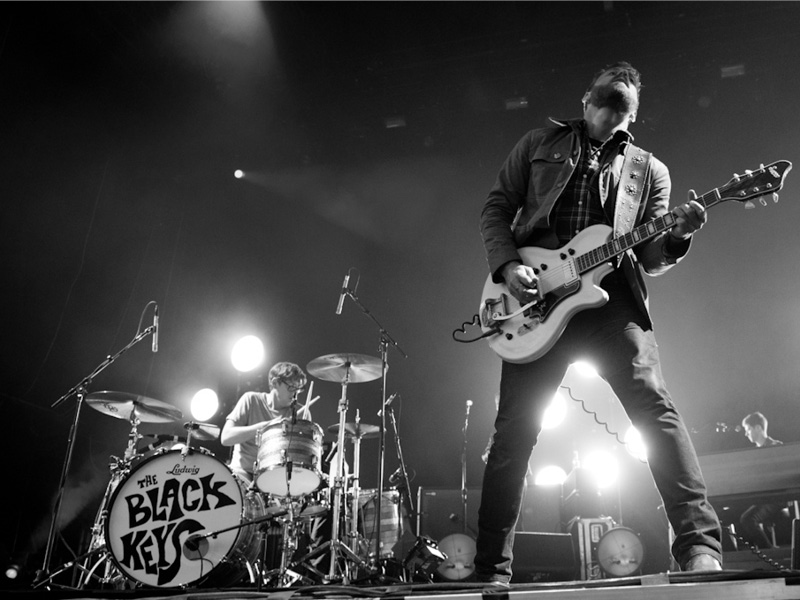 The Black Keys: Dropout Boogie Tour with Band of Horses & Early James at iTHINK Financial Amphitheatre